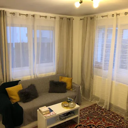 Safa Holiday home *